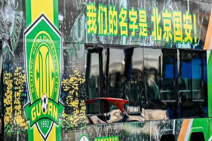 叶辰冷冷道：重说。